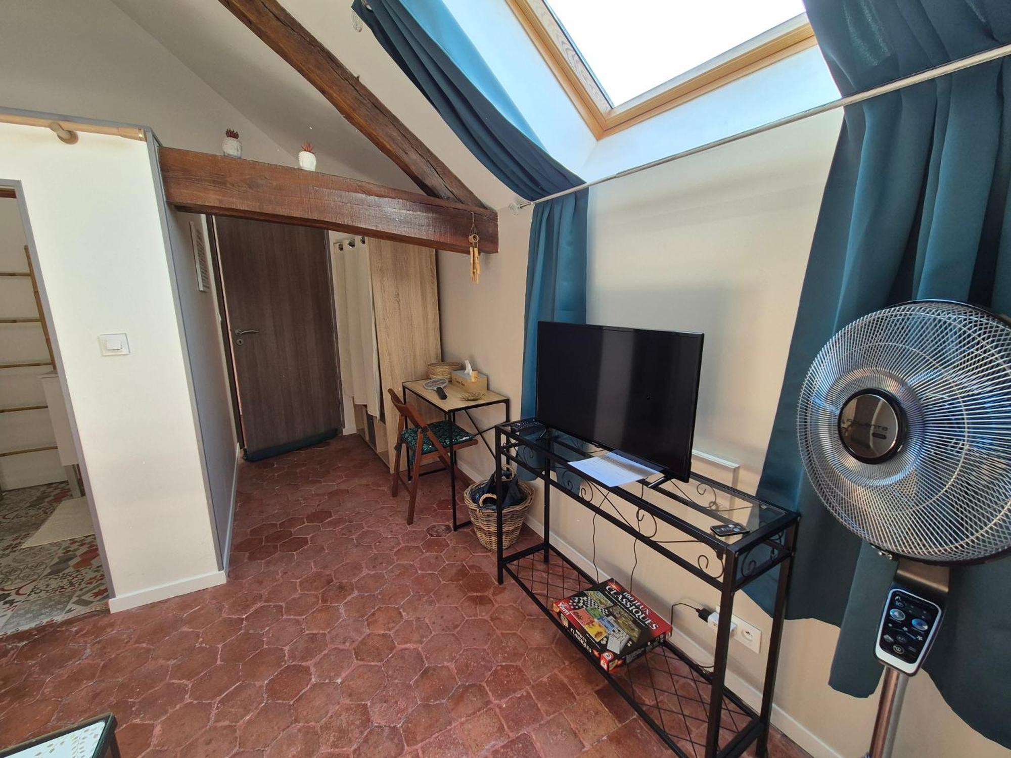 l'Eden caché Otel Beaune-la-Rolande Dış mekan fotoğraf
