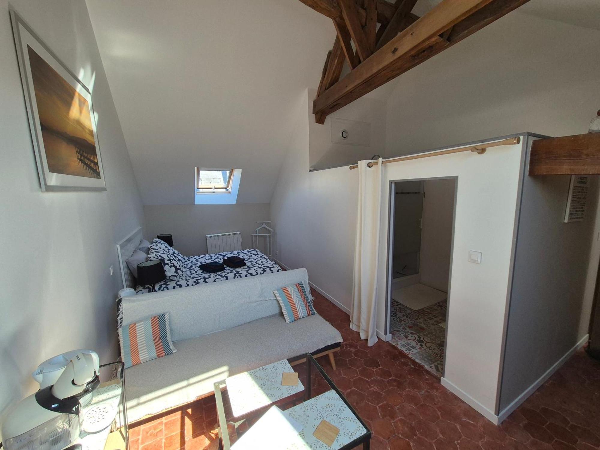 l'Eden caché Otel Beaune-la-Rolande Dış mekan fotoğraf