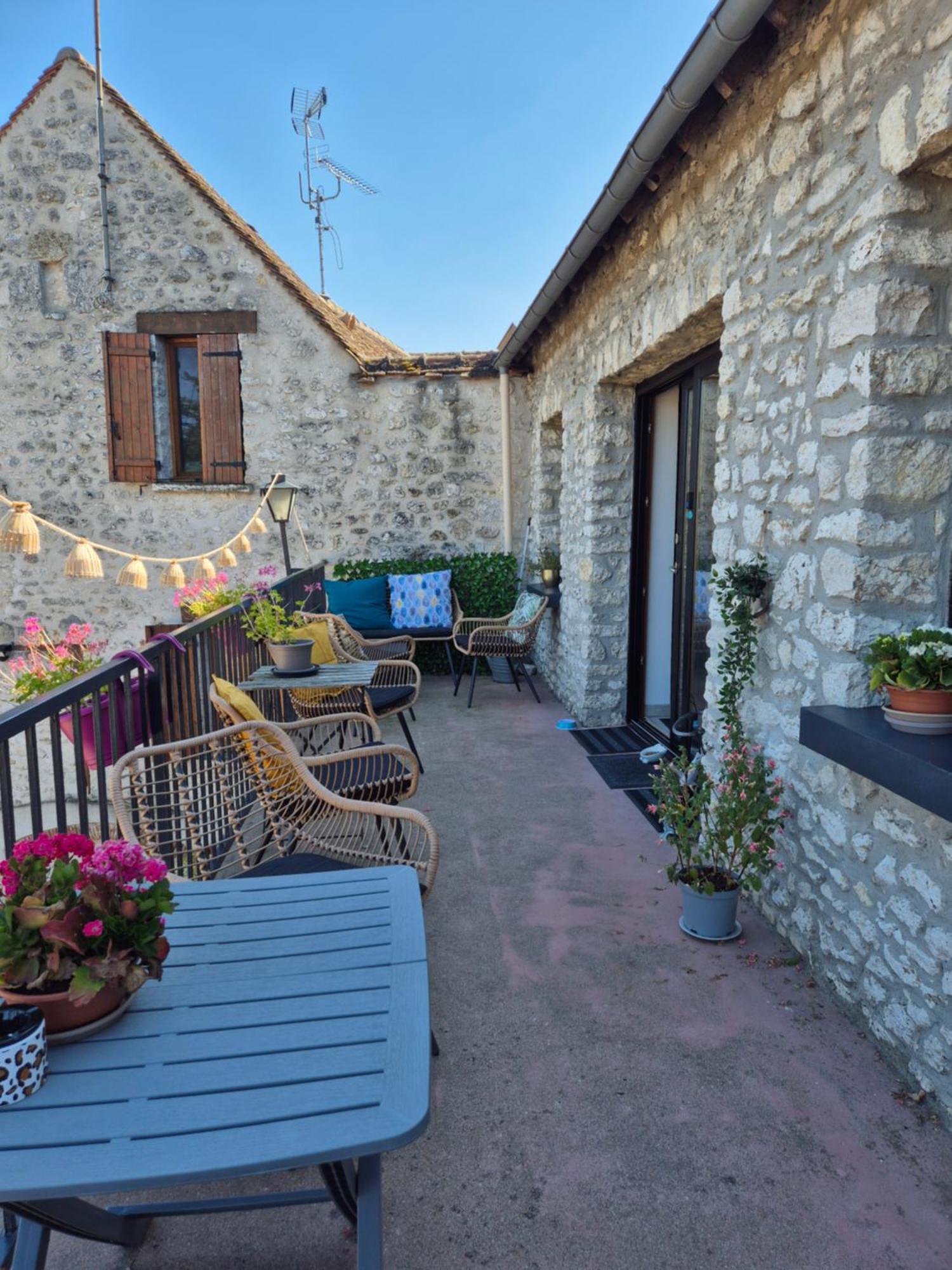 l'Eden caché Otel Beaune-la-Rolande Dış mekan fotoğraf
