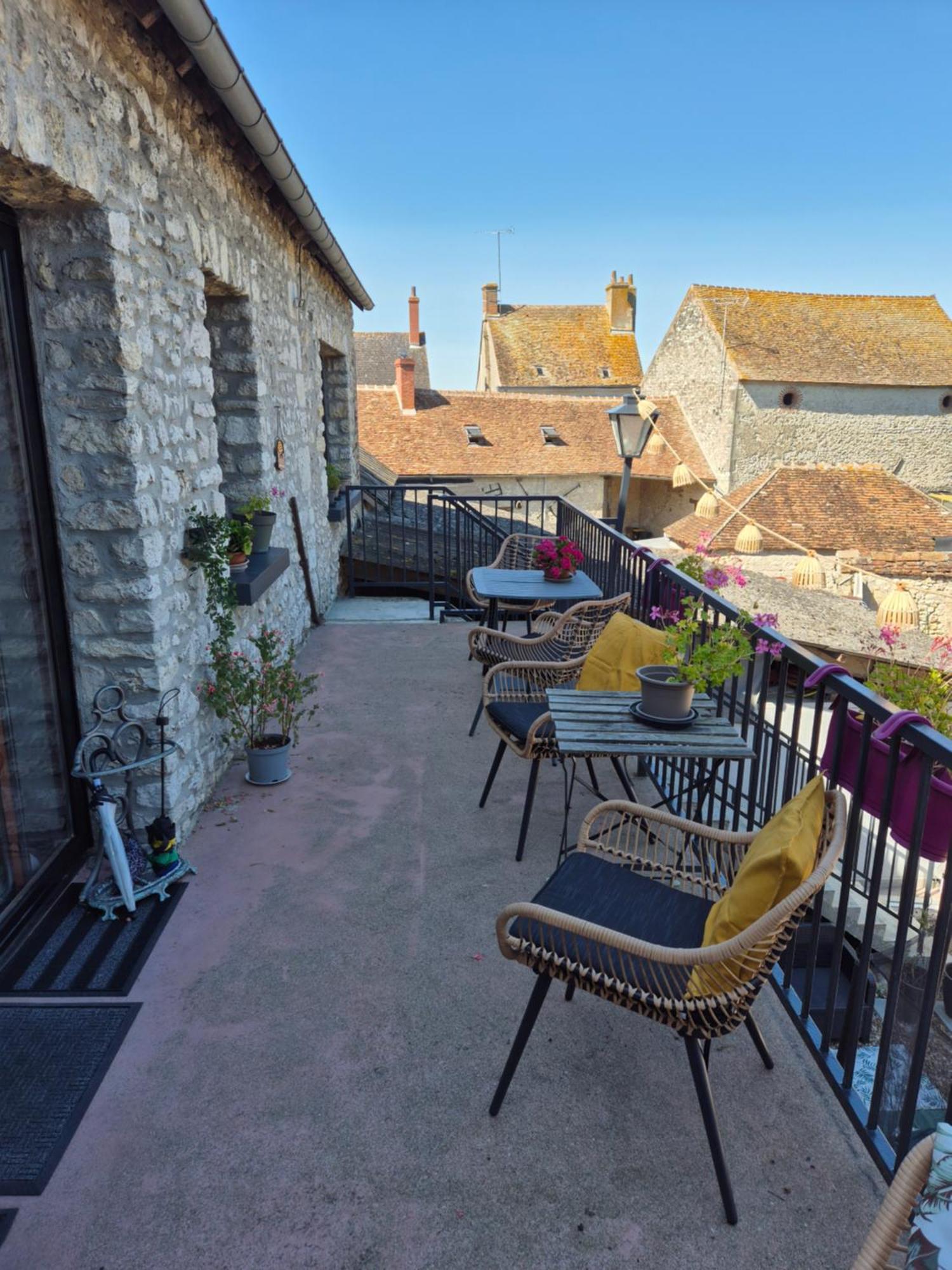 l'Eden caché Otel Beaune-la-Rolande Dış mekan fotoğraf